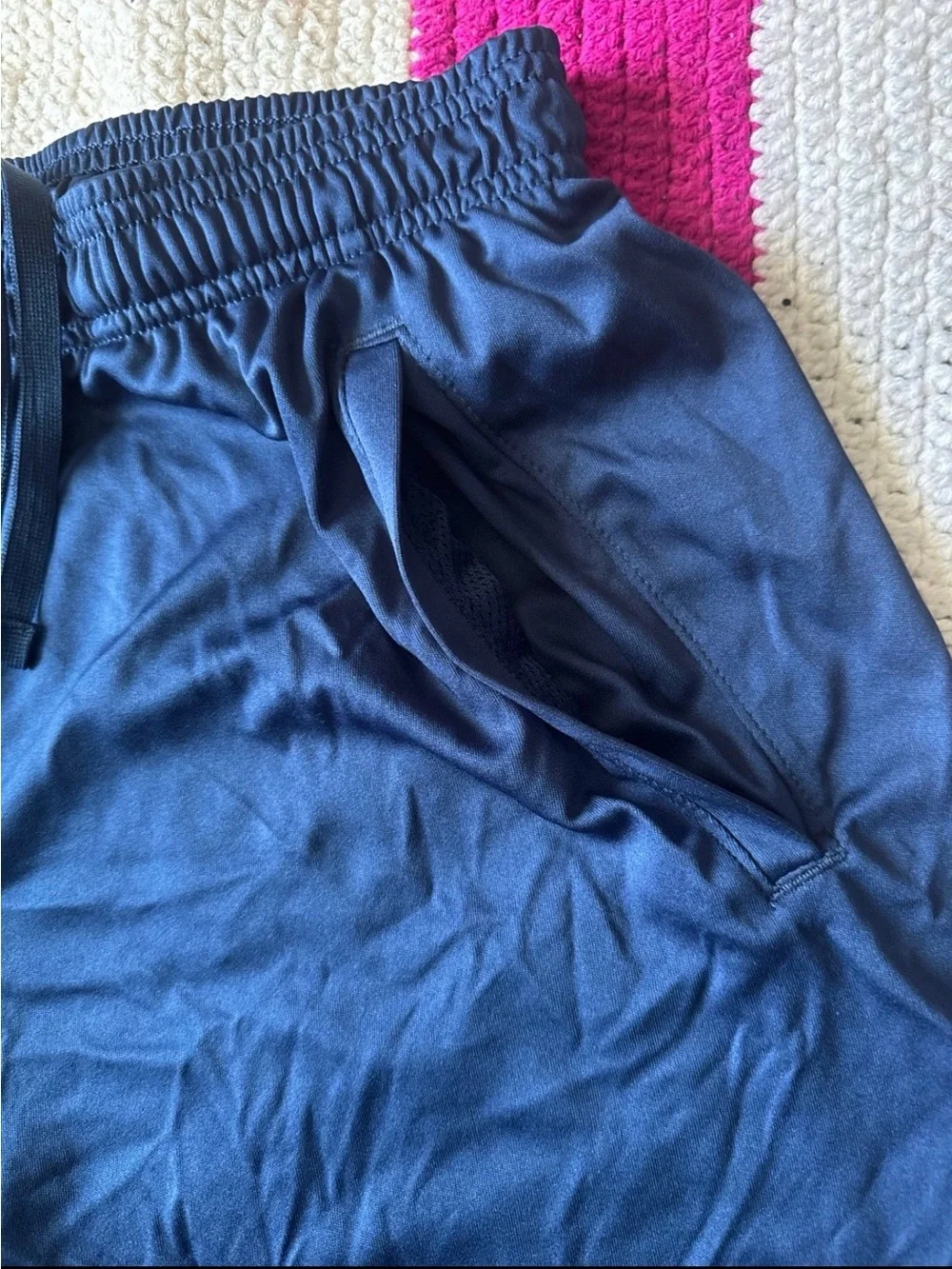 Under Armour Men's Navy Athletic Drawstring Shorts - Picture 2 of 6